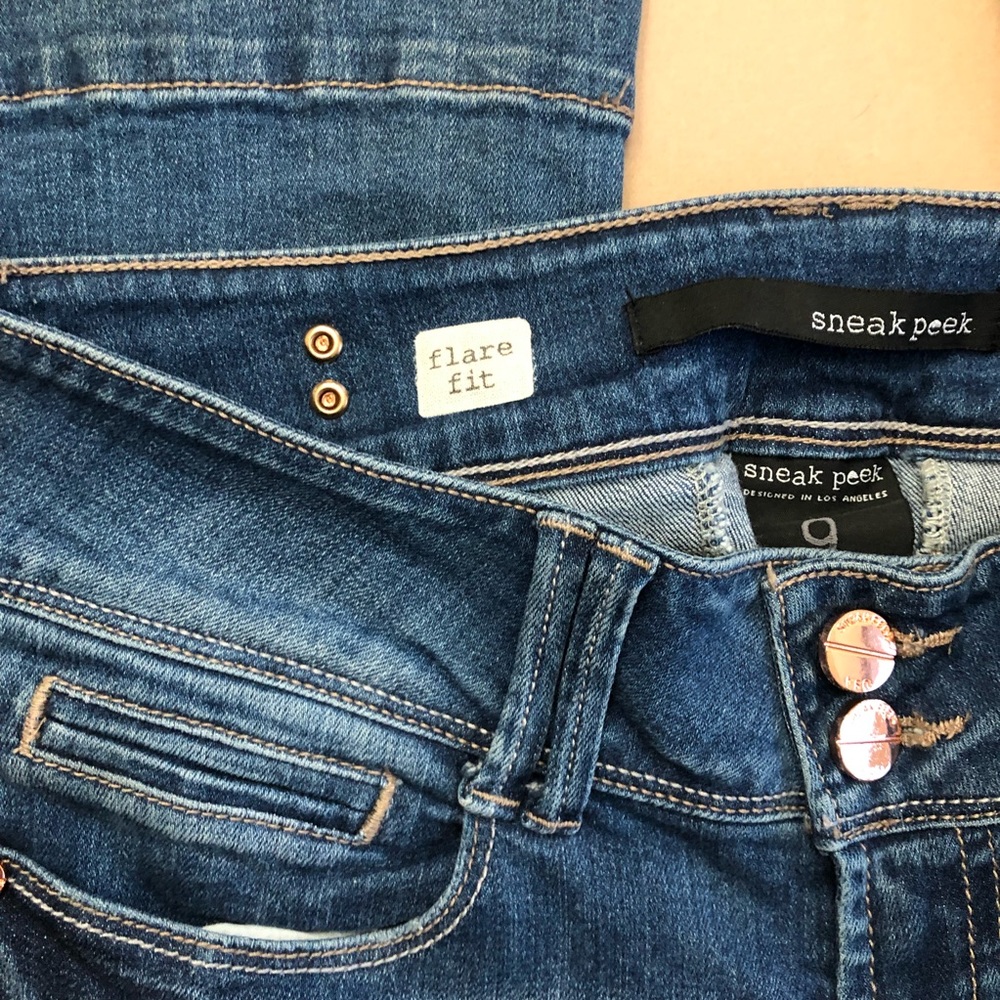 Flare Jeans Sneak Peek Classic Blue Wash Size 9 Bell Bottom Jeans - Picture 5 of 15
